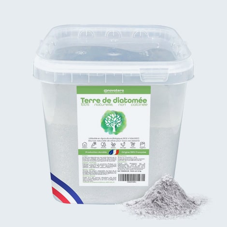 Terre de diatomée contre puces, tiques et aoutats du chat et du chien